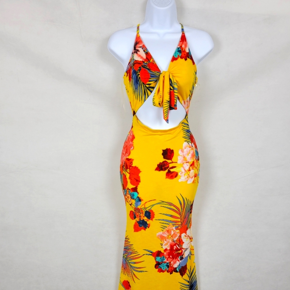 Cutout yellow flower maxi dress